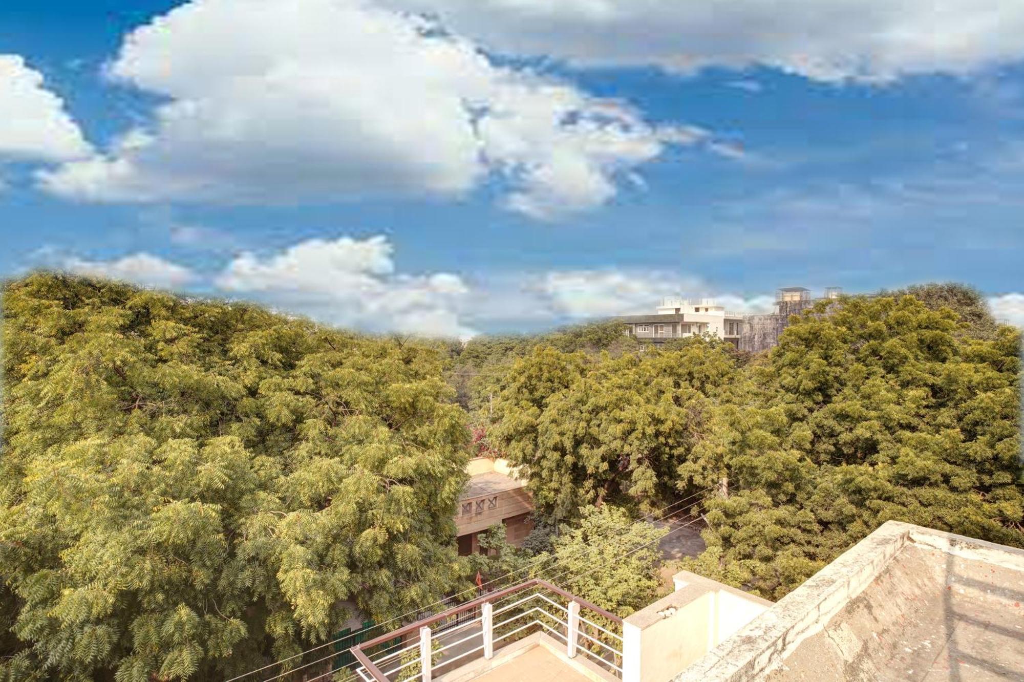 Nexhub Stay - Huda City Centre Gurgaon Exterior foto